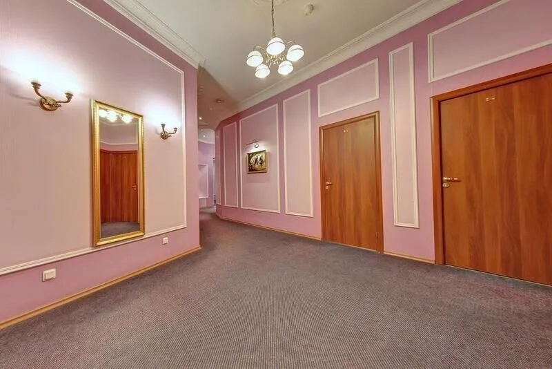 Холл | Атрия, Ленинградская область