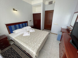 Делюкс 2-комнатный №313, Пансионат Дом творчества писателей им. А.П.Чехова, Ялта