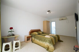 Стандартный 2-местный в 2-этажном коттедже, Пансионат Украина-1, Феодосия