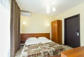 Стандартный 2-местный 3-й категории (с ремонтом, без балкона), Пансионат Пицунда ОП, Пицунда