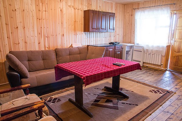 Домик Русский 4-местный 2-этажный (№1-6)