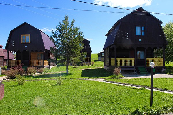 Домик Русский 4-местный 2-этажный (№1-6)