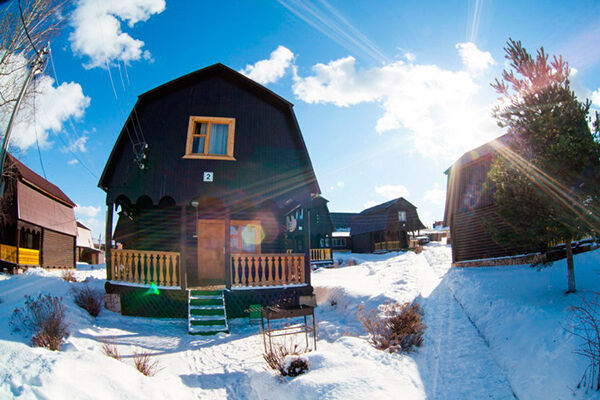 Домик Русский 4-местный 2-этажный (№1-6)