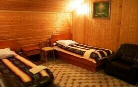 Стандартный 3-местный 2-комнатный №12;14 в гостинице, Коттеджный комплекс Шиболово-Горки, Деденево