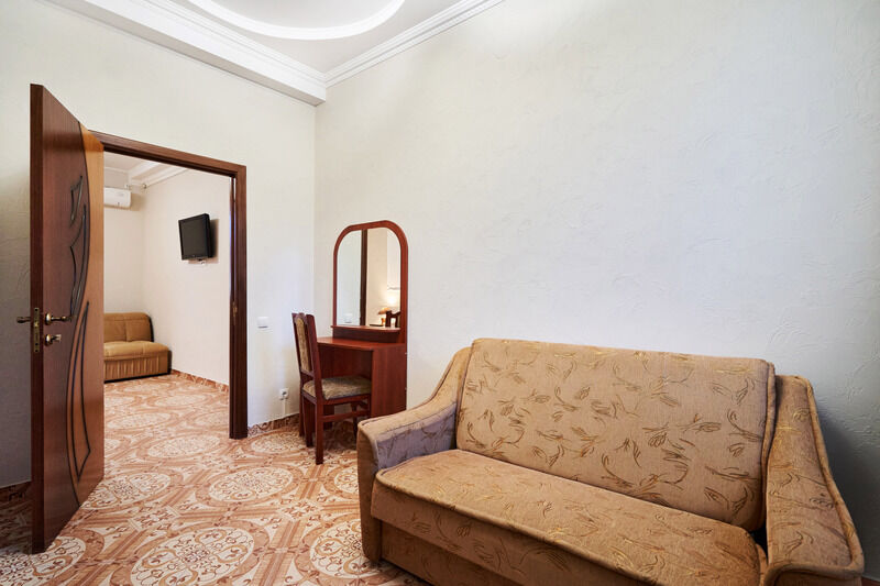 Семейный 2-местный 2-комнатный (4)