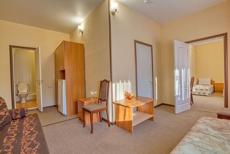 Стандарт семейный 4-местный 2-комнатный