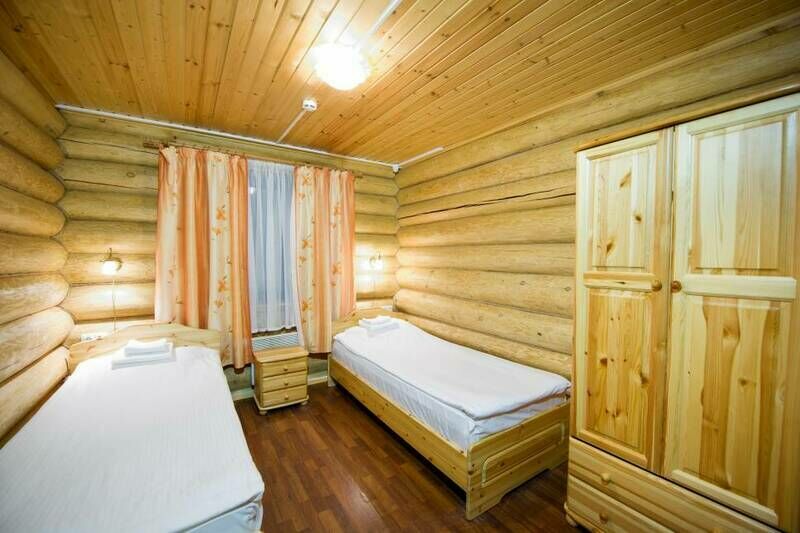 Коттедж 10-местный Карельский дом