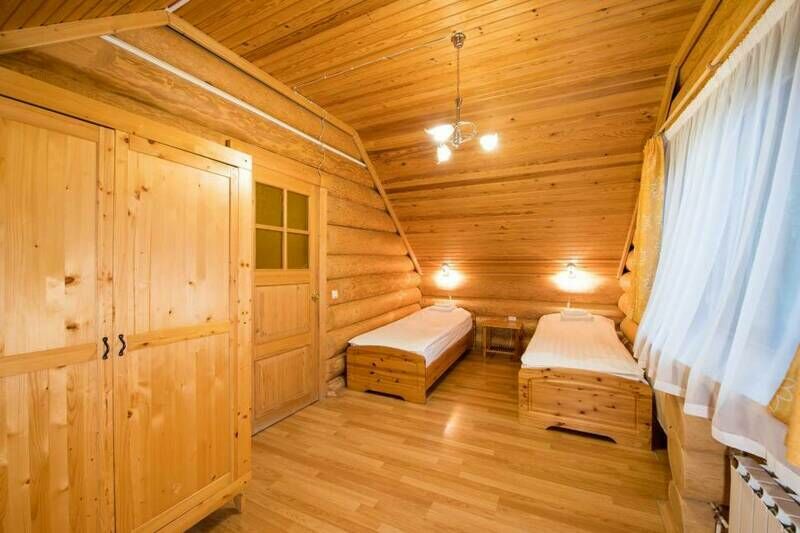 Коттедж 6-местный Лесной