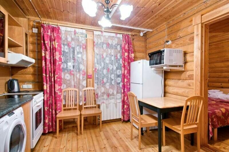 Коттедж 8-местный Дом на опушке