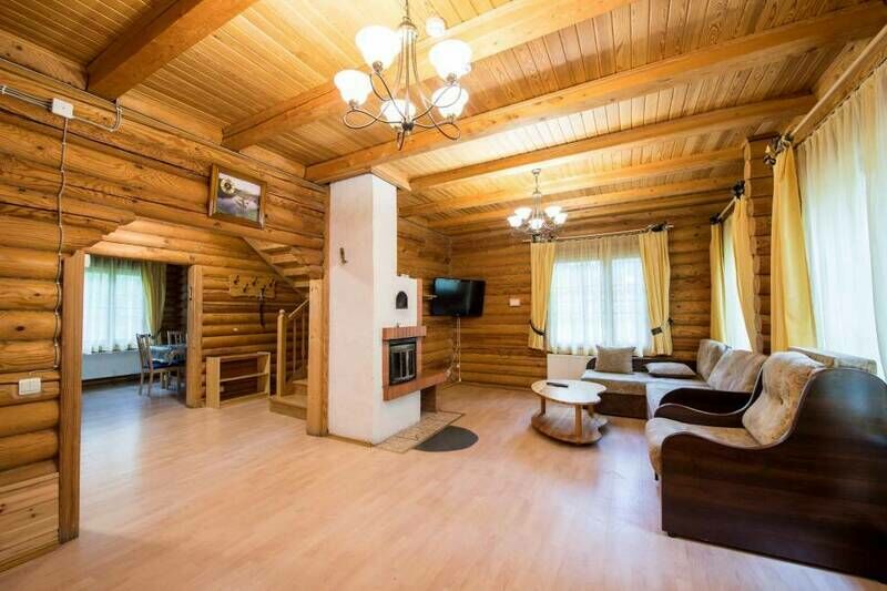 Коттедж 8-местный Земляничный