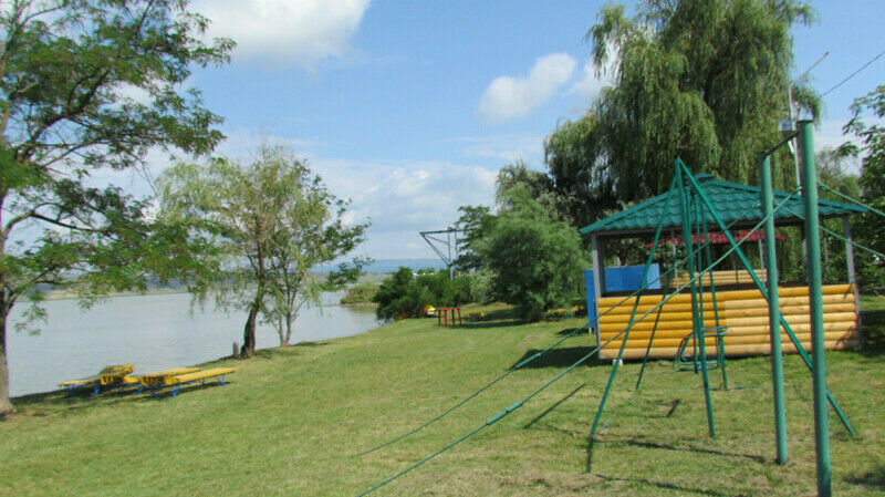 База отдыха Русалочка, Ставропольский край, Сенгилеевское 