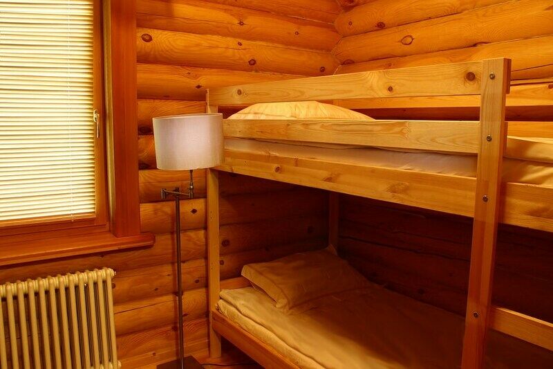 Шале 4-местный 2-комнатный (с купелью)