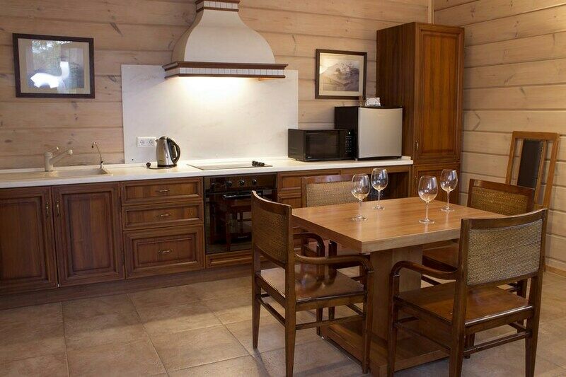 Шале 4-местный 2-комнатный (с финской сауной)