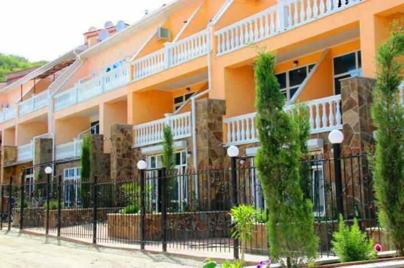 Гостиница Вилла Арнис, Крым, Алушта 