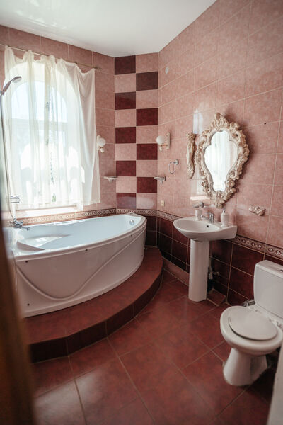 Полулюкс второй этаж (белый) санузел