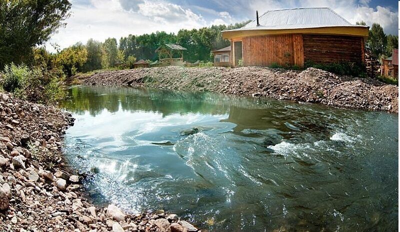 Баня на берегу реки | Тихие зори, Алтайский край