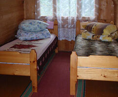 Номера в первом домике, Усадьба Домики под горой, Турочакский район