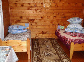 Номера во втором домике, Усадьба Домики под горой, Турочакский район