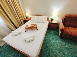 4-х местный «Комфорт». 2, 3 этаж, Гостевой дом Альпийский двор, Джемете