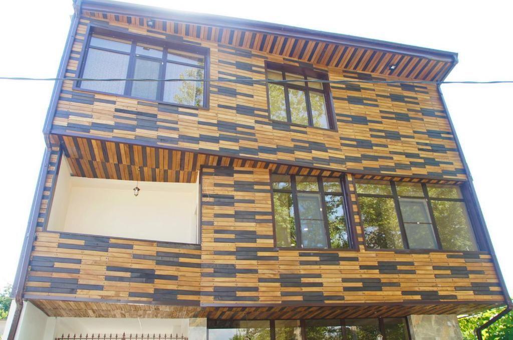 Внешний вид | Белый лебедь, Сухумский район