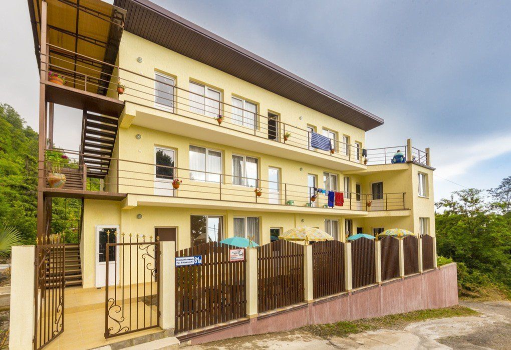 Гостевой дом Камила, Гагра, Гагрский район