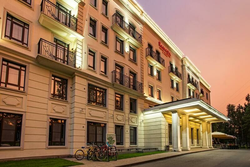 Апарт-отель Ramada by Wyndham Novosibirsk Zhukovka (Рамада бай Уиндхэм Новосибирск Жуковка), Новосибирская область, Новосибирск 