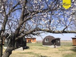 Дом-сфера, Гостевой дом Сазанья бухта, село Верхние Колки