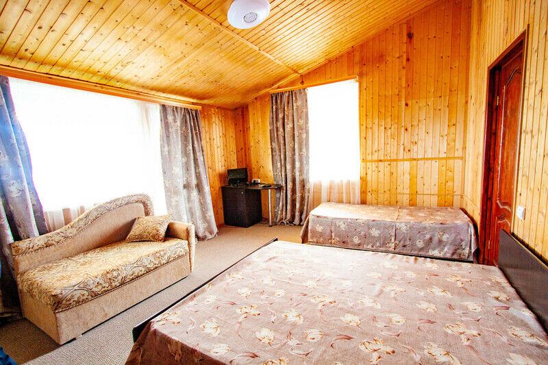 4-местный с балконом