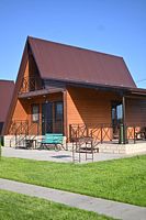 Дом на 8 спальных мест с террасой, вместимостью до 10-ти человек, База отдыха Лазурная, Начало