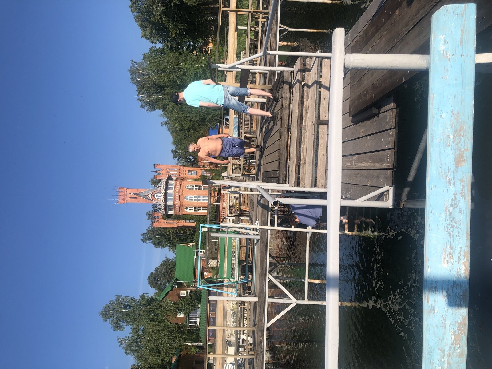 Фото 18 из отзыва о гостевом доме Замок на озере Увильды