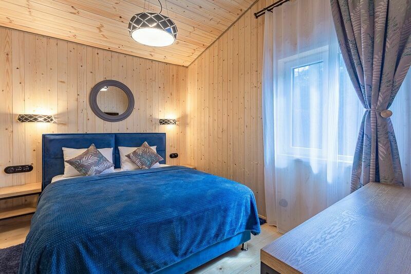 Шале 4-местный (Private)