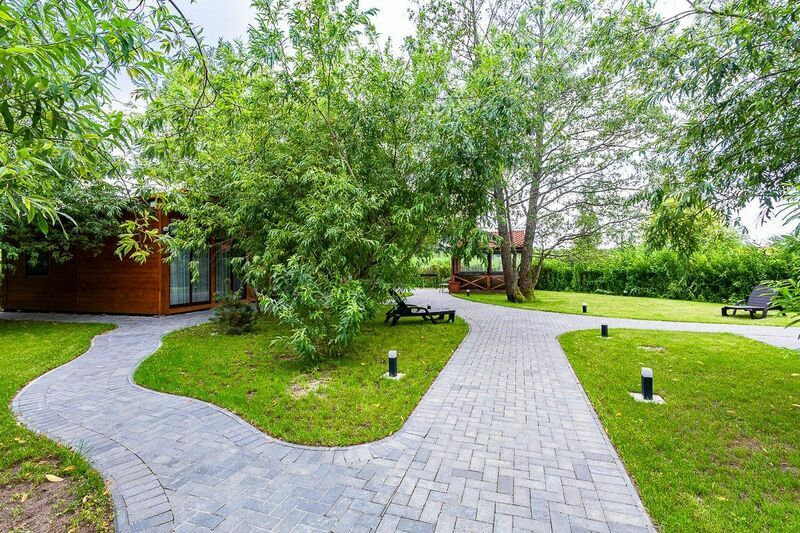 Шале 8-местный (На острове)