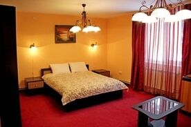 Люкс однокомнатный. Корпоративный корпус., База отдыха Беретская поляна, Береть