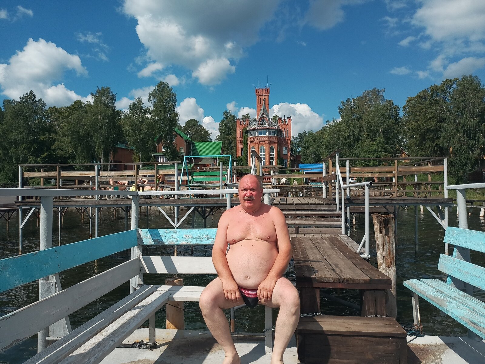 Фото 10 из отзыва о гостевом доме Замок на озере Увильды