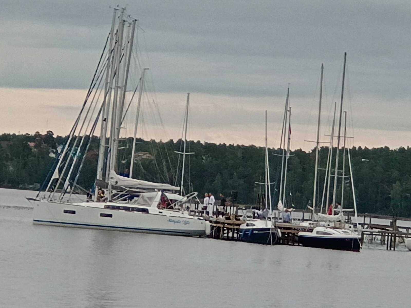 Фото 12 из отзыва о гостевом доме Замок на озере Увильды