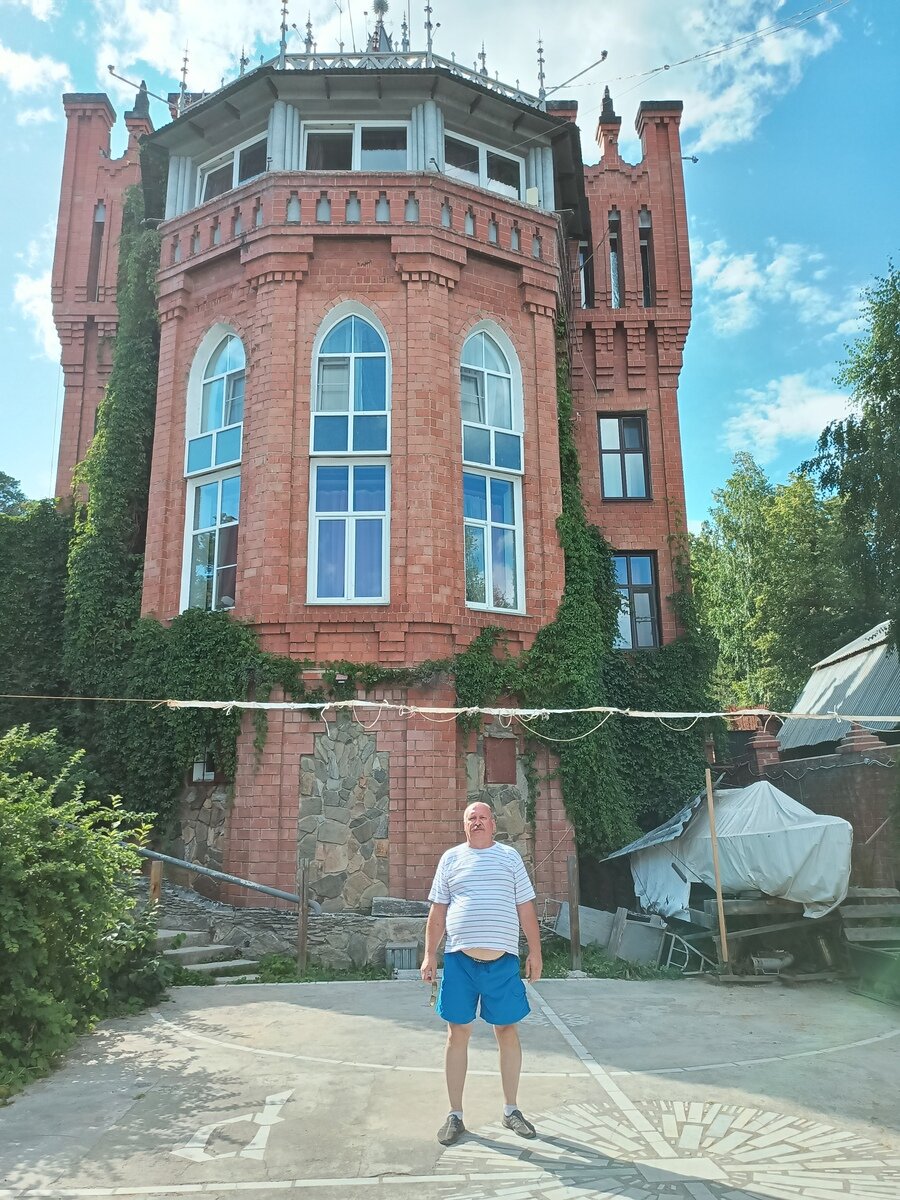 Фото 16 из отзыва о гостевом доме Замок на озере Увильды