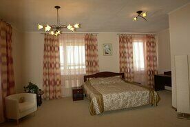 Номер люкс, База отдыха Чайка пос. Ильинский, поселок Ильинский