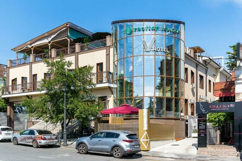Гостиница V Hotel & Rooftop Lounge (В Отель и Руфтоп Лаундж), Приморский край, Владивосток 