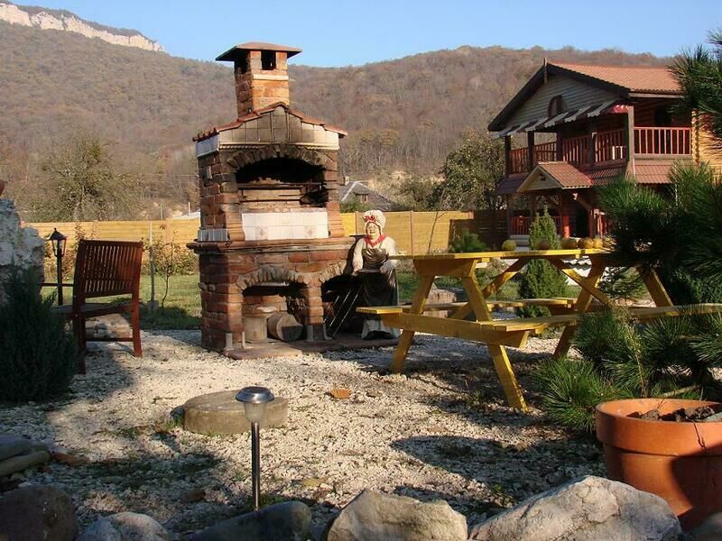 Территория с прекрасной обстановкой | Данилова дача, Республика Адыгея