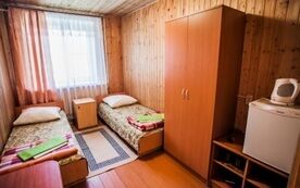 Двухместный номер, База отдыха Кусторка, Тумботино