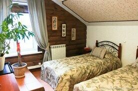 Семейный 4-местный 2-комнатный, База отдыха Александровский причал, Весьегонск