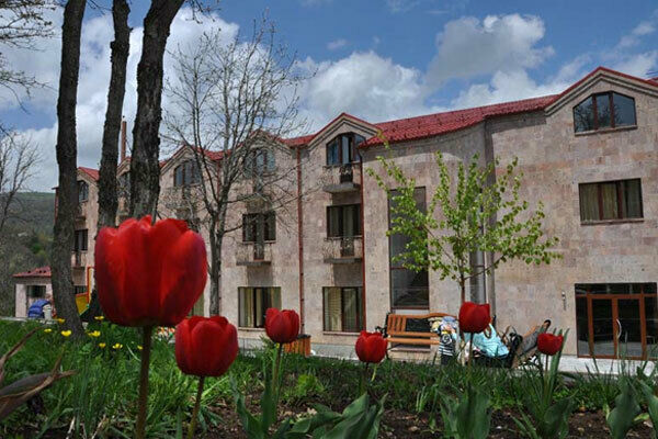 Отель Alpina hotel, Котайская область, Цахкадзор , Армения