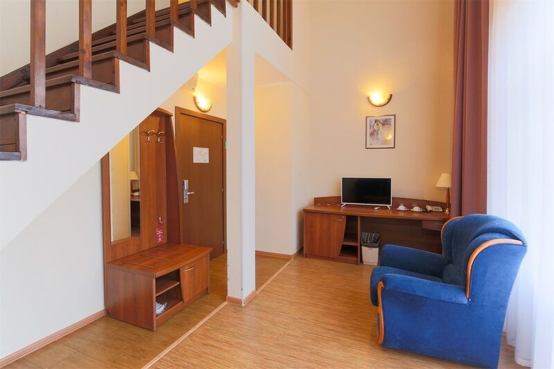 Полулюкс 2-местный (Панорамный)