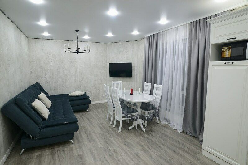 Семейный 5-местный 2-комнатный (с видом на горы)