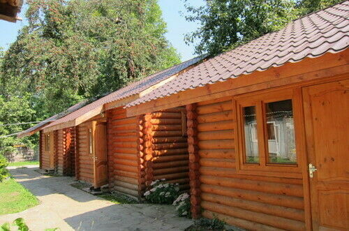 Современные домики подойдут для большого семейства либо компании друзей. | Земля, Республика Адыгея