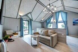 Джуниор сюит 3-местный, Загородный комплекс Hevaa, Сосновый Бор