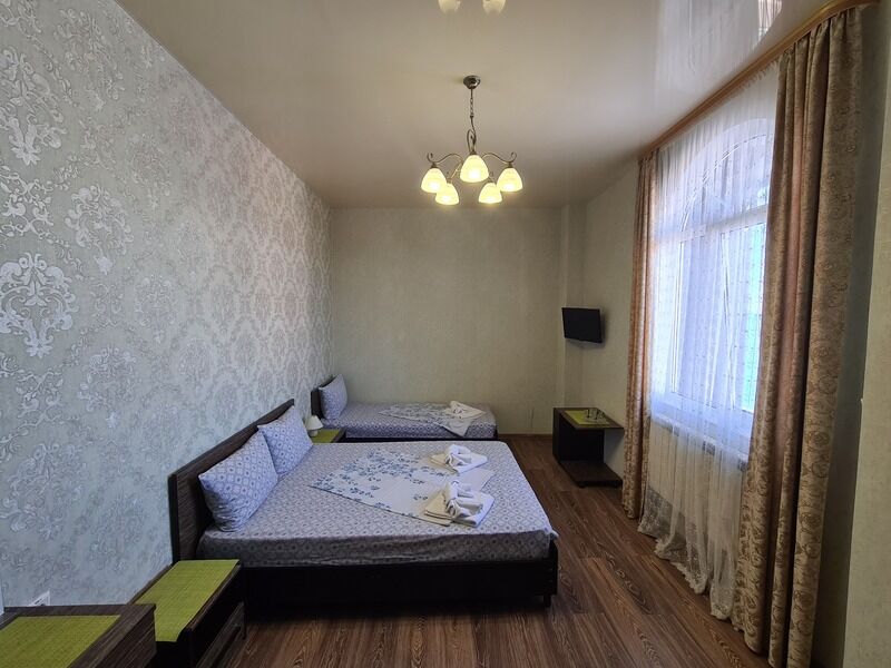 Стандартный 3-местный 1-комнатный (с видом на море) (2)