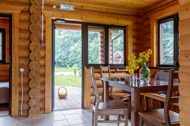 Коттедж 6-местный 2-этажный 3-комнатный (Светлый)