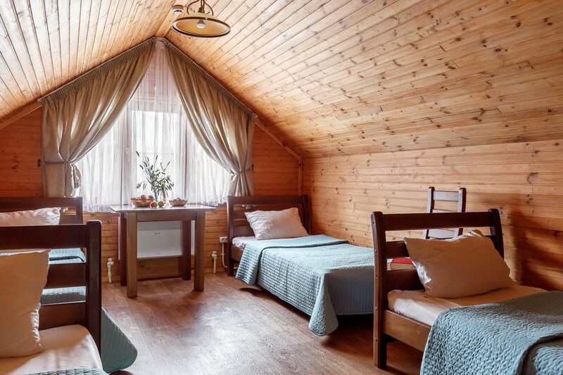 Коттедж 6-местный 2-этажный 4-комнатный (Тенистый)