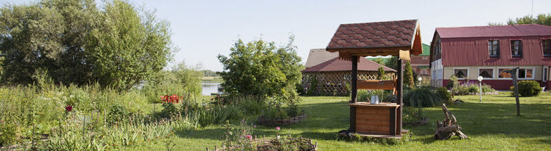 У озера | У озера, Новосибирская область